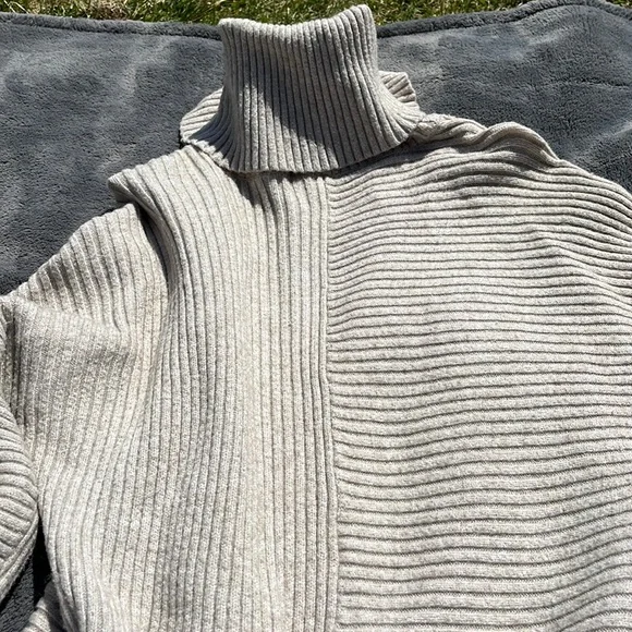 poof apparel turtleneck sweater - Picture 3 of 3